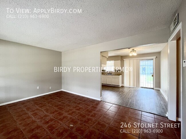 Building Photo - **3 Bed, 2 Bath Home Located in SAISD**