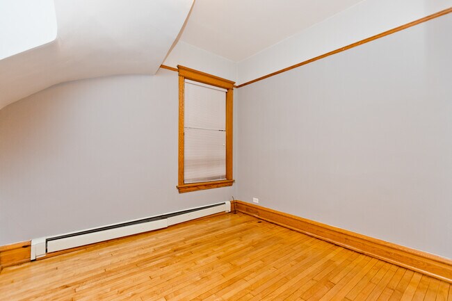 Foto del edificio - 3713 N Magnolia Ave