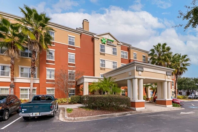Building Photo - 6443 Westwood Blvd