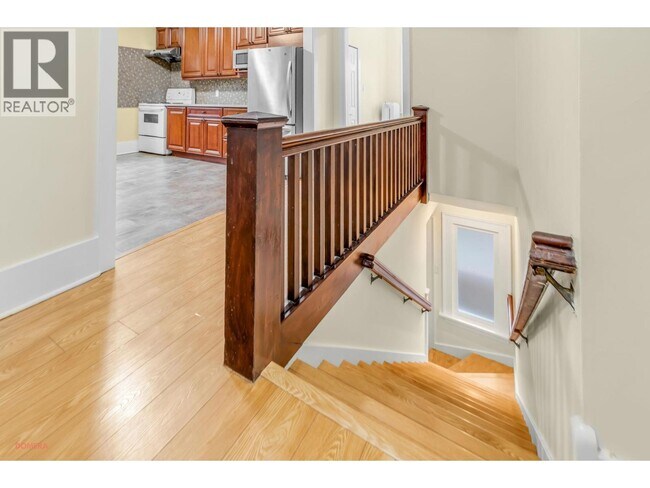 Photo du bâtiment - 1488 W 33rd Ave