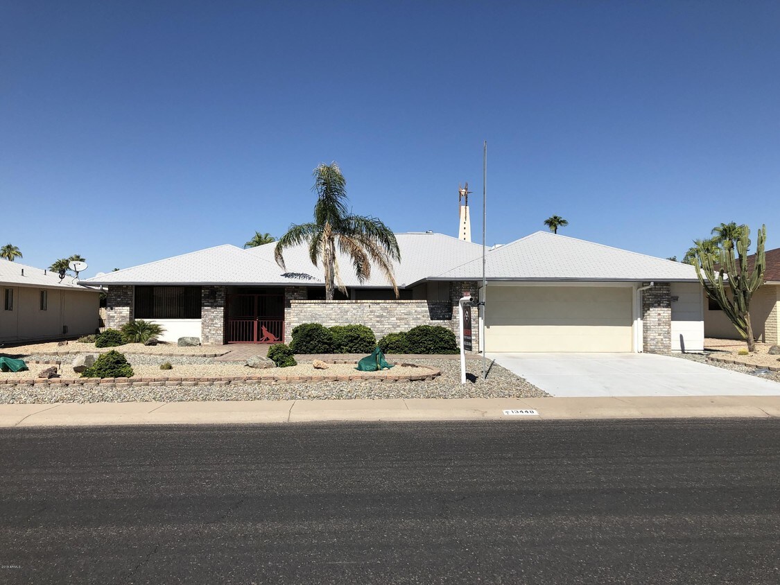13448 W Gable Hill Dr