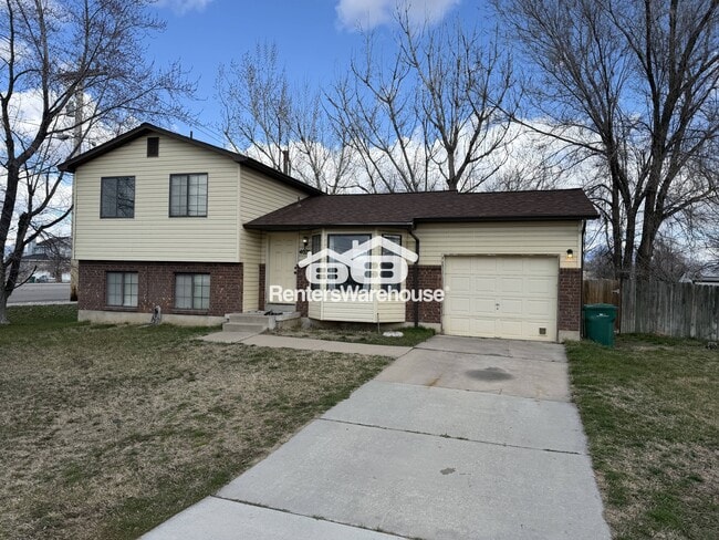 Building Photo - 4020 S 4300 W