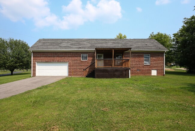Building Photo - 1096 Old Laguardo Rd E