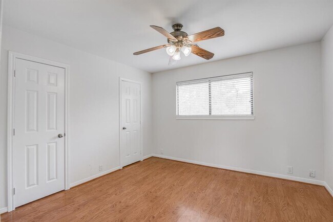 Building Photo - 8903 FM 1462