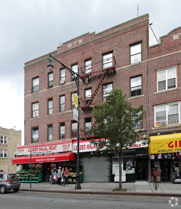 Foto del edificio - 6716 5th Ave