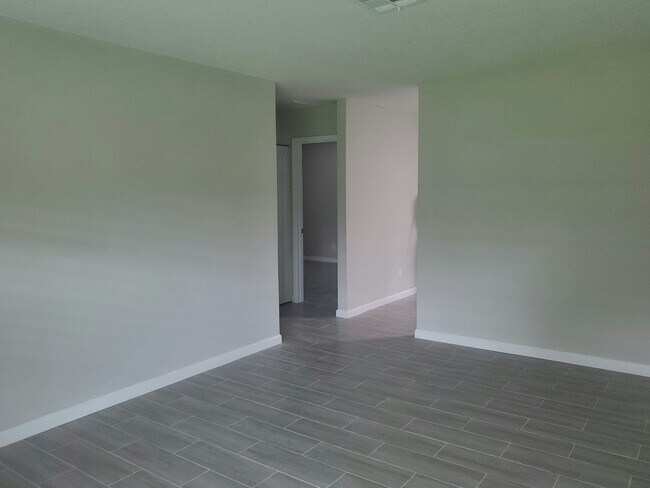Foto del edificio - 3300 S 7th St