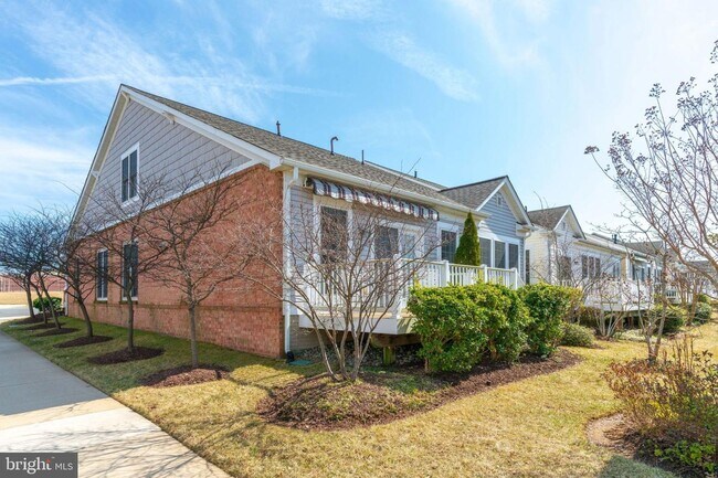 Building Photo - 8914 Pink Carnation Ct