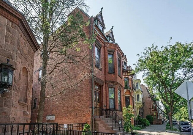 Foto del edificio - 18 Willett St