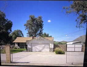 Building Photo - 28810 Lakeview Ave