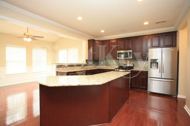 Foto del edificio - 3009 Fallondale Rd