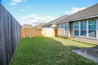 Building Photo - 15911 Lost Anchor Way Ln