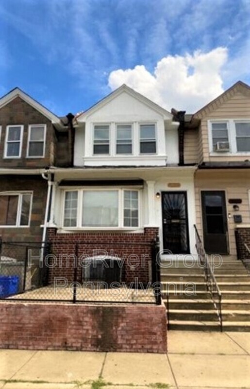 Primary Photo - 5920 Chester Ave