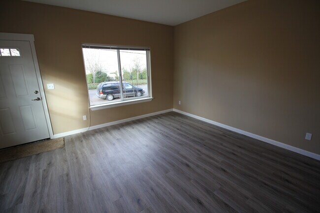 Foto del edificio - 1544-1546 Tripp St SE