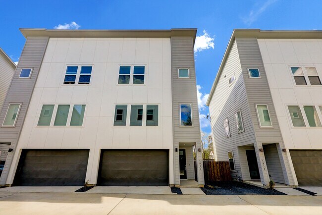 Foto del edificio - 4813 Martin Oaks Ln