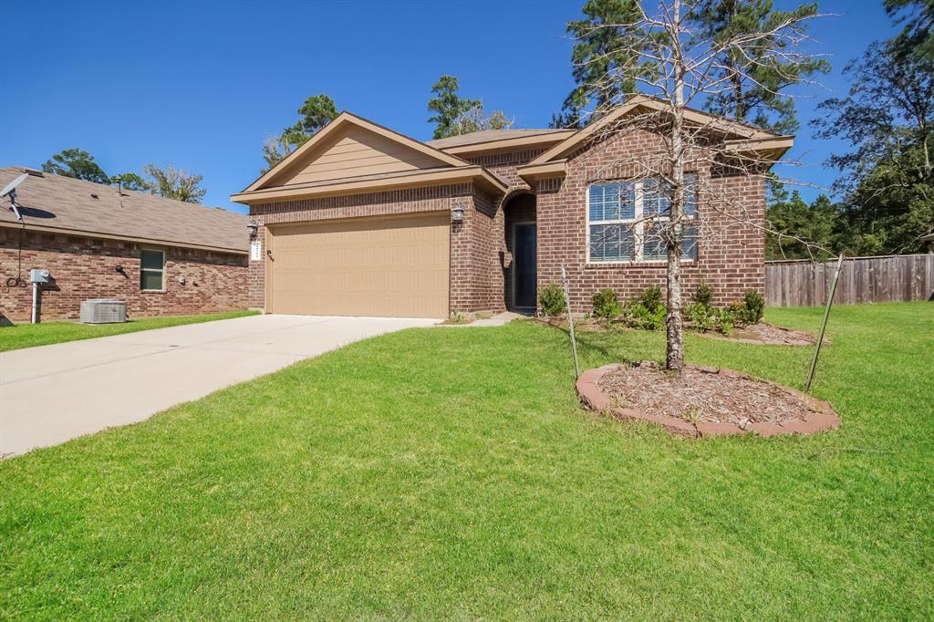 70 Hallmark Dr, Conroe, TX 77304 House Rental in Conroe, TX
