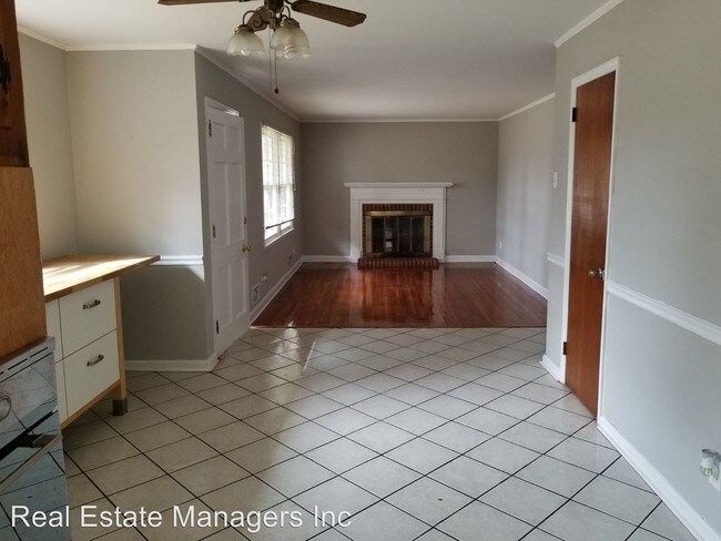 Building Photo - 3 br, 2.5 bath House - 3919 Glenstar Terrace