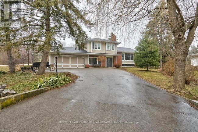 Building Photo - 5 Bayview Ave