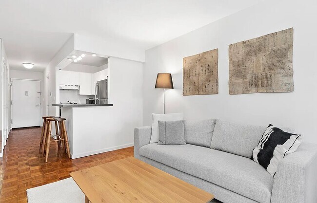 Foto del edificio - 222 W 14th St