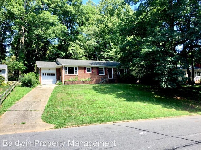 Building Photo - 3 br, 2 bath House - 1211 Magnolia St