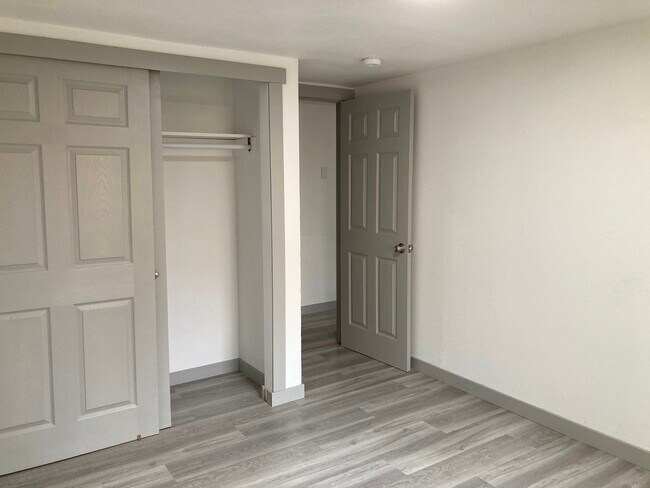 Foto del edificio - Turpin 4Plex