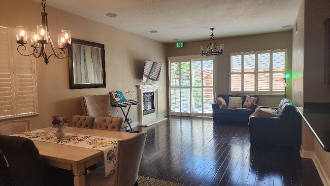 Foto del edificio - 1652 Markdale Ln