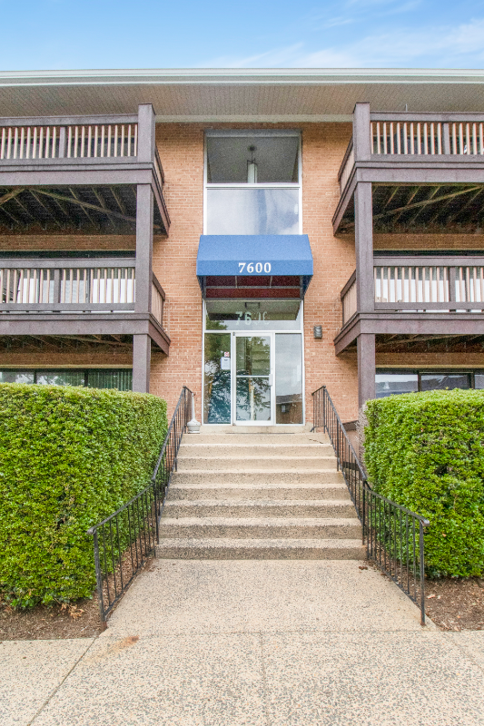 Foto del edificio - 7600 Savannah St