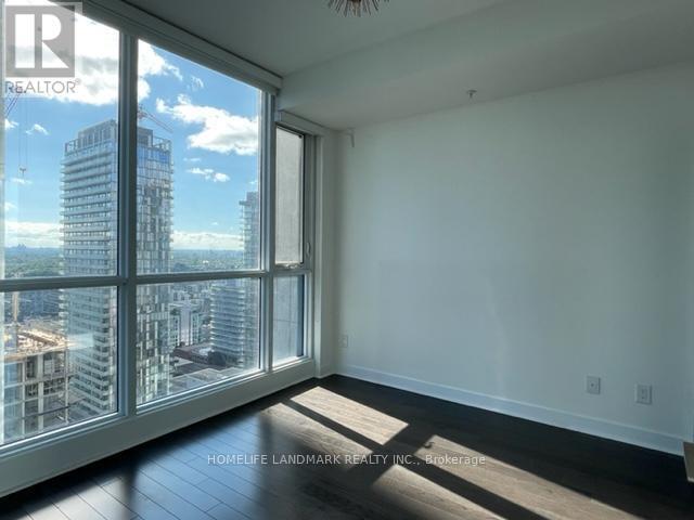 Building Photo - 295 Adelaide St W