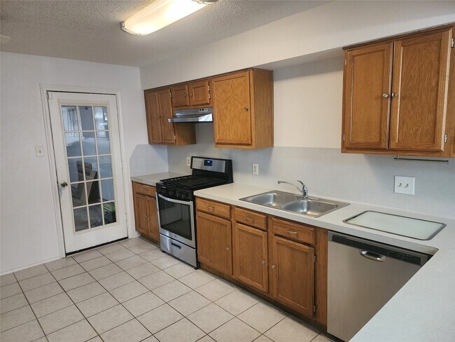 Foto del edificio - 8239 Viny Ridge Dr