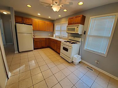 Foto del edificio - 2 bedroom 1 bath house