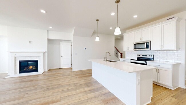 Building Photo - 5557 E Spaniel Dr