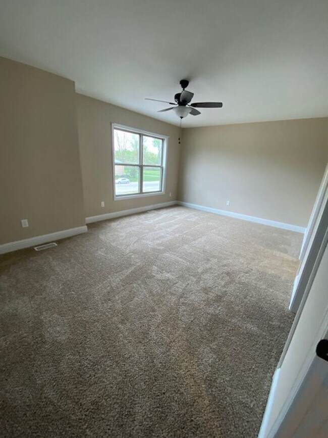 Foto del edificio - 3 br, 2.5 bath House - 1905 East 9th Street