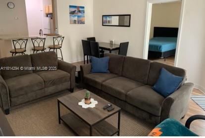 Foto del edificio - 6001 SW 70th St