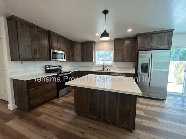 Building Photo - New Construction 2 bed 2 bathroom home in ...