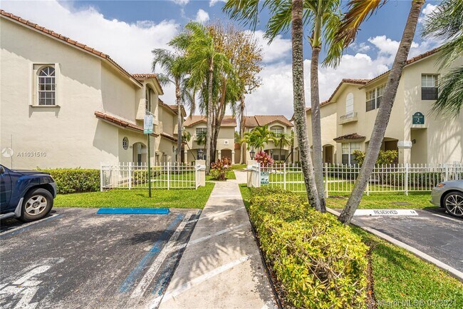 Foto del edificio - 517 NW 108th Terrace