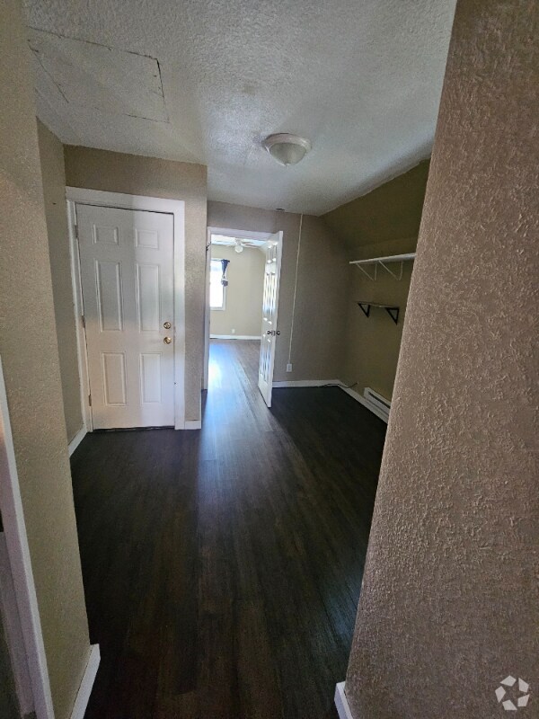 Building Photo - 1315 Conley St