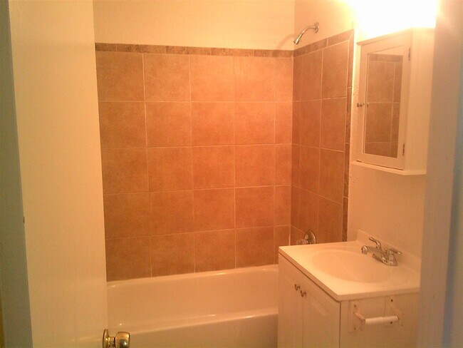 Foto del edificio - 2826 Mobley St NW