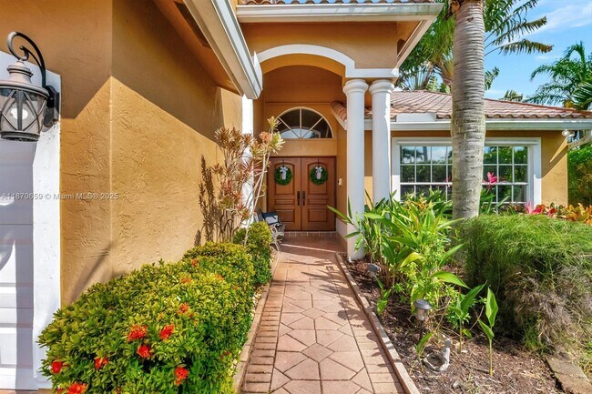 Foto del edificio - 19314 King Palm Ct