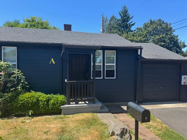 Foto principal - 4332 NE Jarrett St