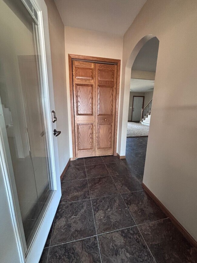 Foto del edificio - 2 Bedroom Condo