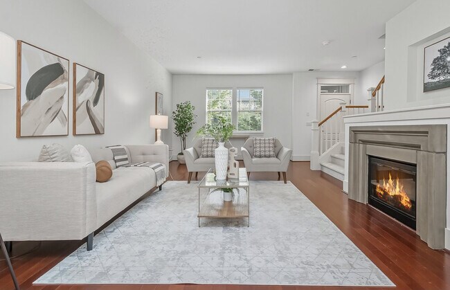 Building Photo - 619 SW Foresta Ter