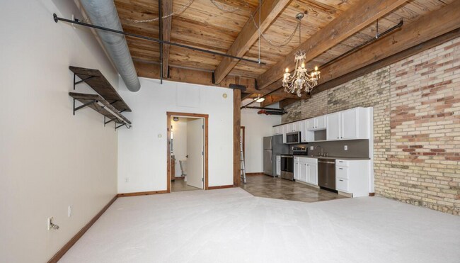 Foto del edificio - 940 Monroe Ave NW