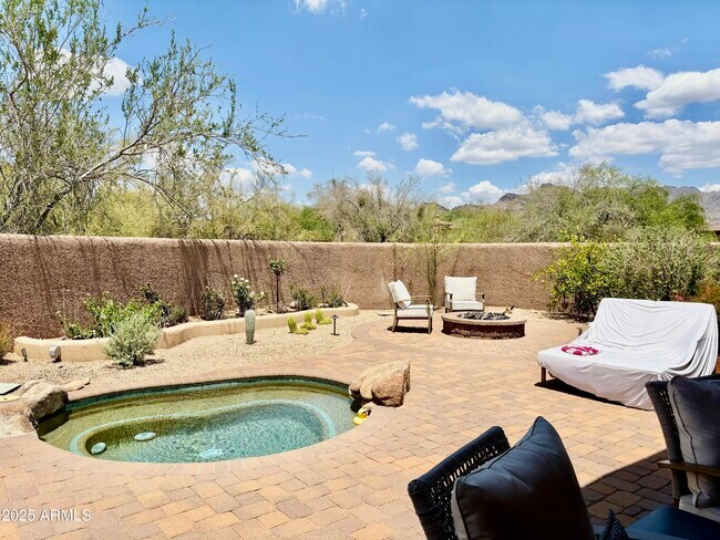 Foto del edificio - 9138 E Mohawk Ln