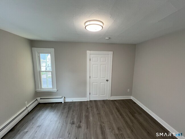 Foto del edificio - 174 Lamson St