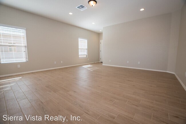 Foto del edificio - 3 br, 2 bath House - 3814 Big Bend St