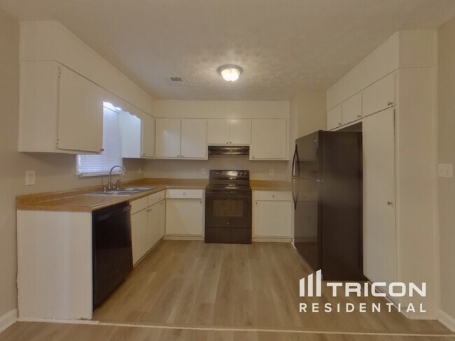 Foto del edificio - 3946 McGill Dr
