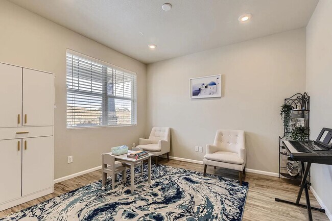 Foto del edificio - 13528 Tree Sparrow Ln