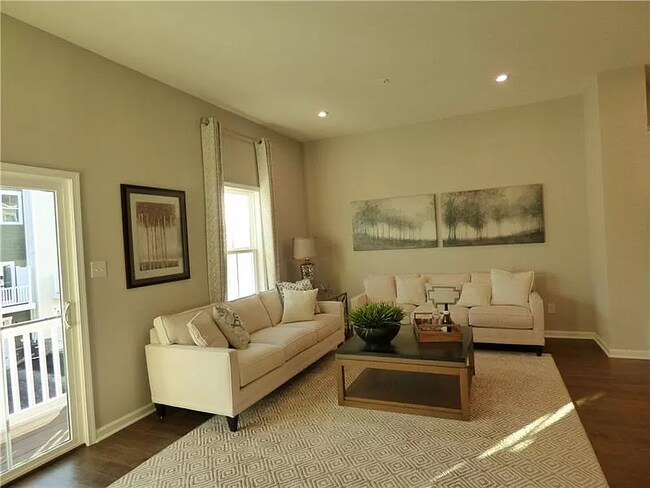 Foto del edificio - 1008 Mohawk Ln