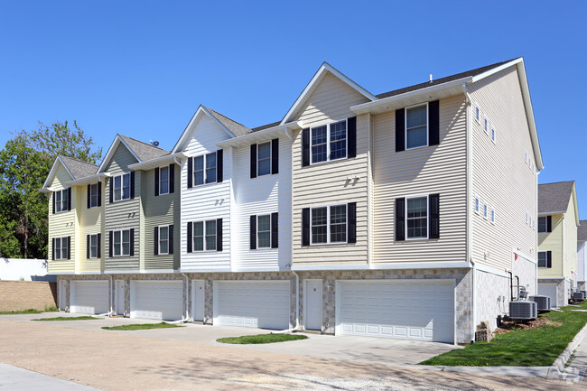 Building - City Center Townhomes