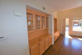 Building Photo - 118 Smith Ranch Ct