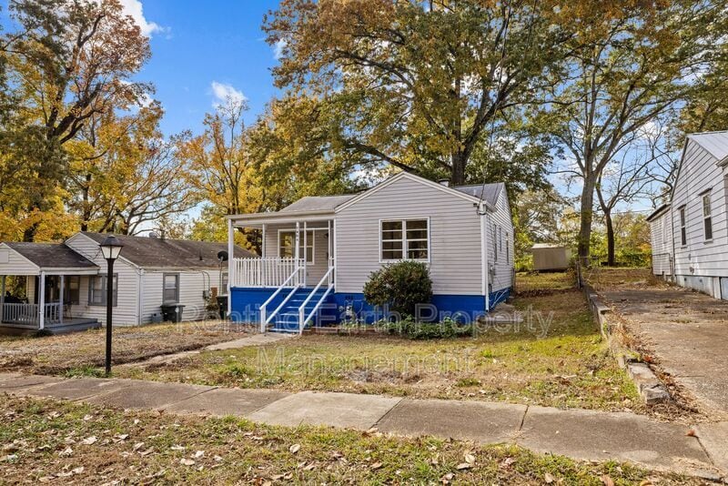 Primary Photo - 7404 Paris Ave